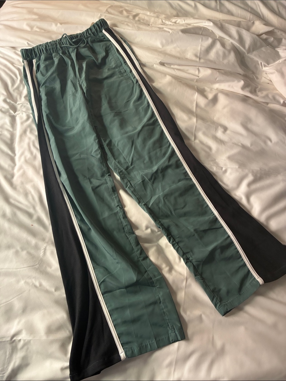 Wide-Leg Track Pants with Side Panel in Black & Green